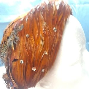⬇️PRICE⬇️Vintage Feathered Fascinator Hat, 14 x 10"